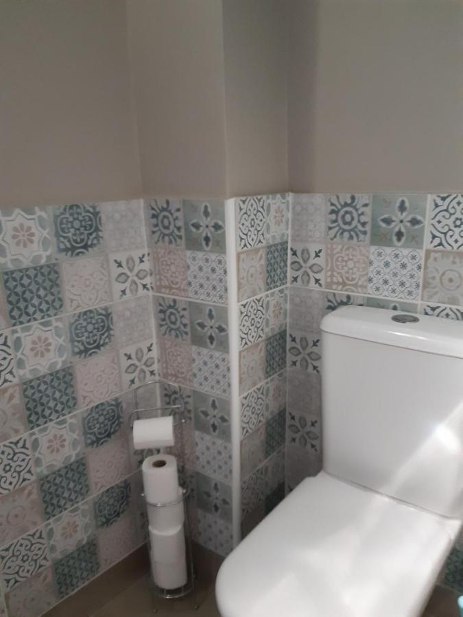 Chambre Double Avec Piscine Et Jacuzzi Bernadets-Debat Exterior foto