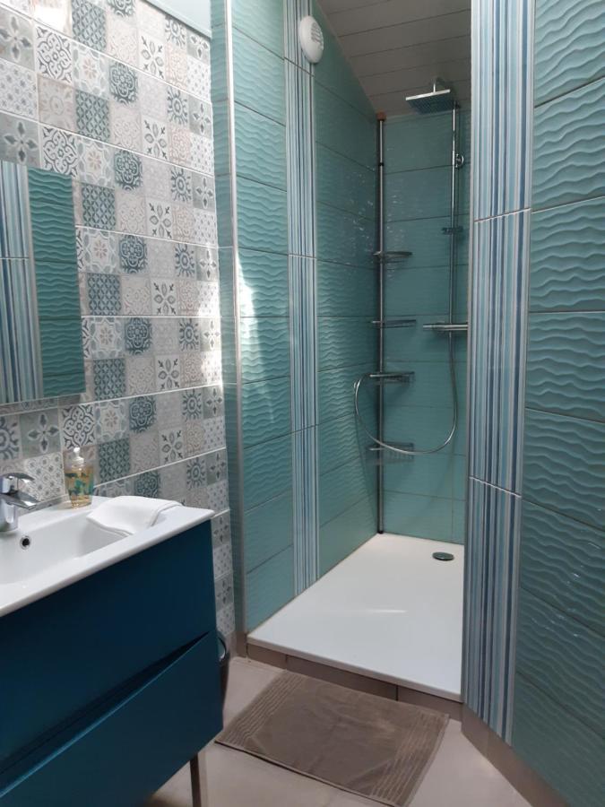 Chambre Double Avec Piscine Et Jacuzzi Bernadets-Debat Exterior foto